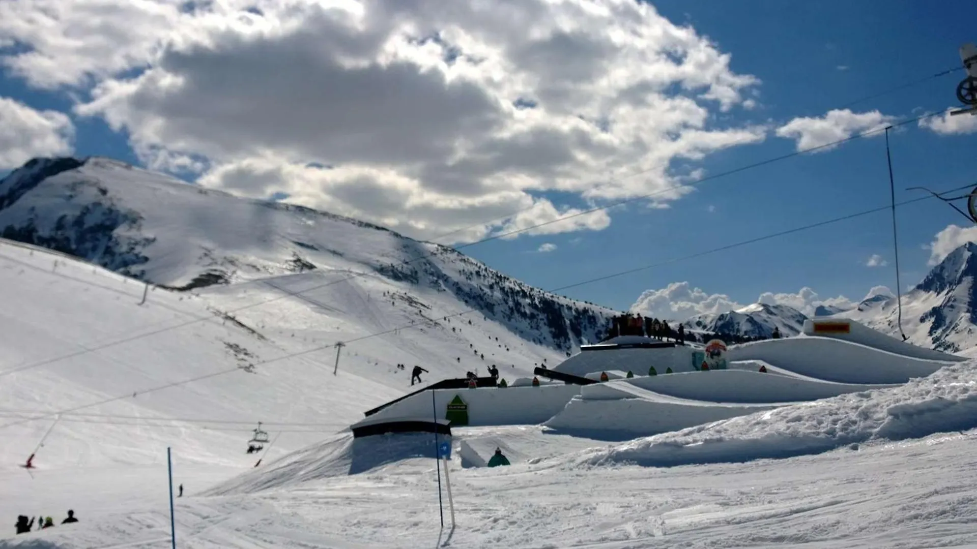 Bourisp Appartement Duplex 6 Pers. Avec Balcon, Parking Prive Et Casier A Skis, A 2 Min De Saint-Lary-Soulan - Fr-1-296-358 צרפת